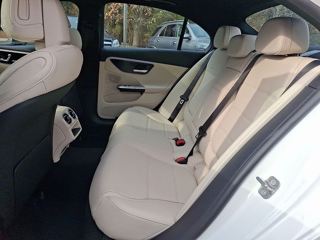 Thumbnail: 2025 Mercedes-Benz C-Class - 7