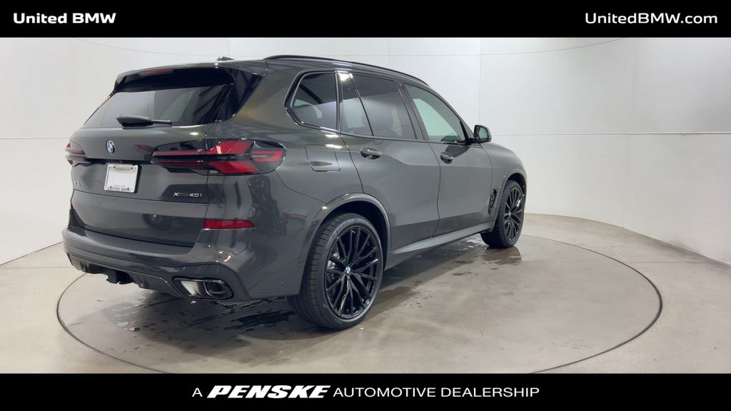Thumbnail: 2026 BMW X5 - 8