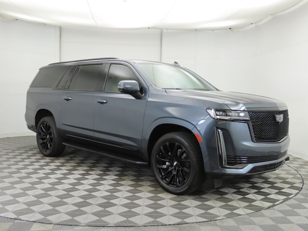 Thumbnail: 2021 Cadillac Escalade - 3