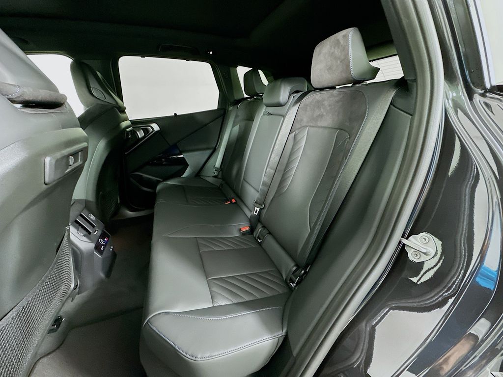 Thumbnail: 2026 BMW X3 - 17