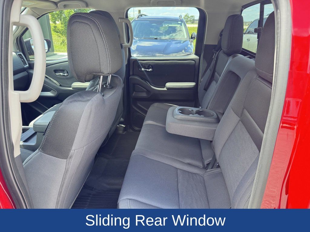 2024 Nissan Frontier Crew Cab SV 4x4