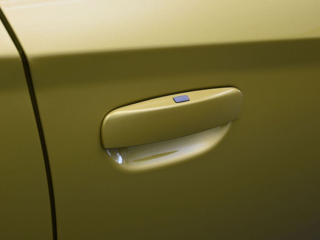 Used 2021 Gold Rush Pearlcoat Dodge R/T image 35