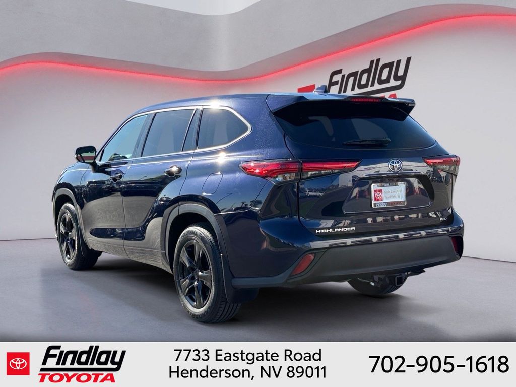 Used 2021 Toyota Highlander SUV