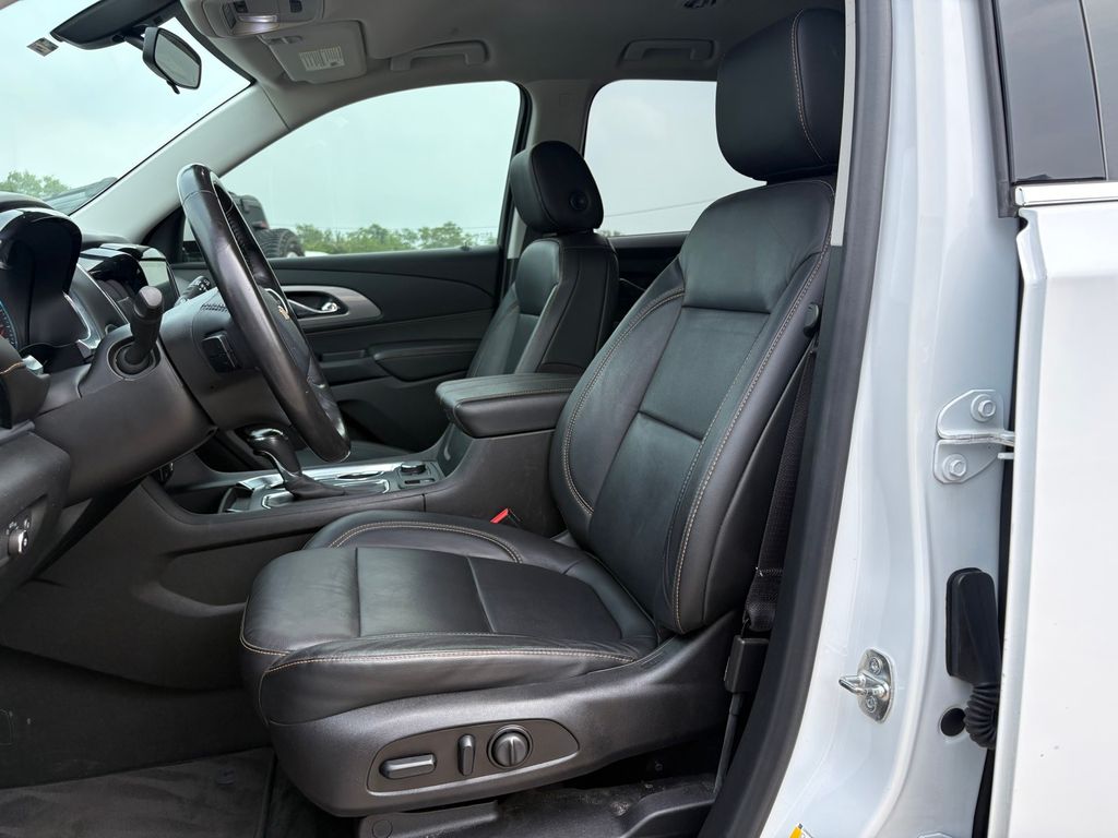 2019 Chevrolet Traverse 3LT White at DeMontrond Mazda