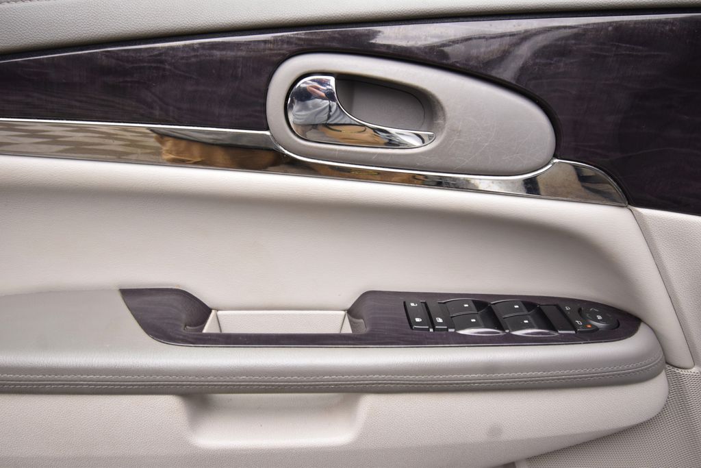 used 2017 Buick Enclave car, priced at $7,600