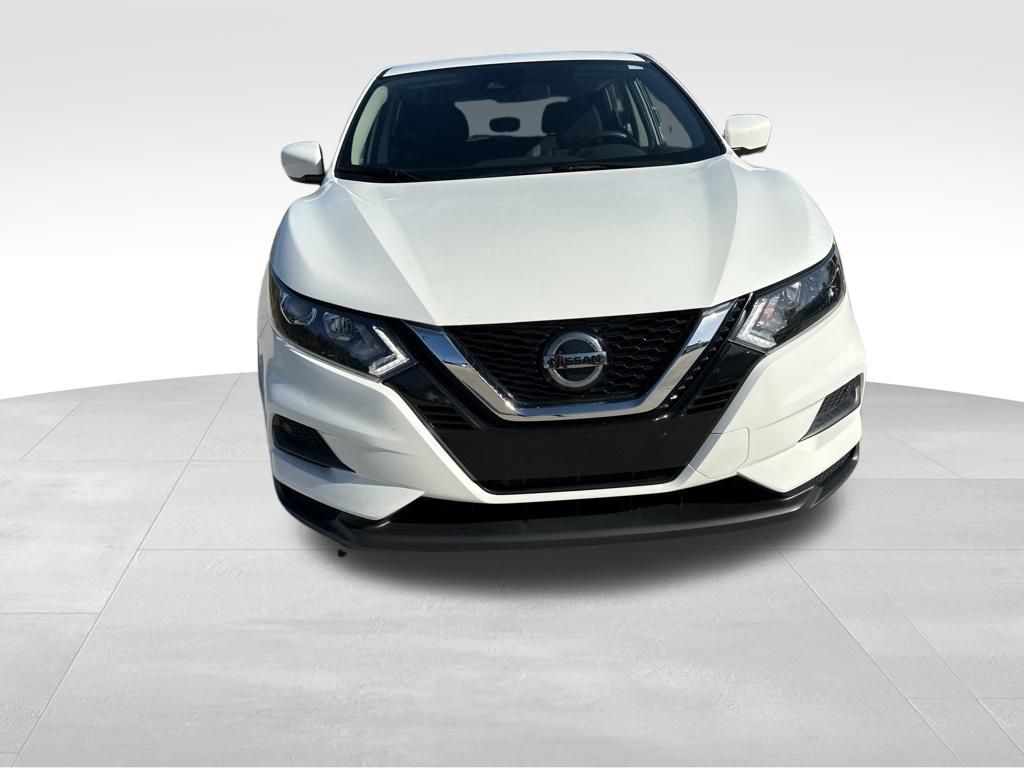 2021 Nissan Rogue Sport S 2