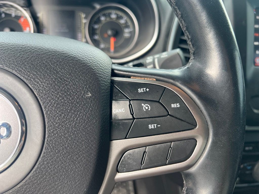 Used 2020 Jeep Cherokee SUV