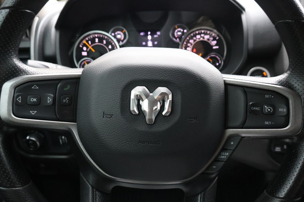 Thumbnail: 2021 RAM 1500 - 25