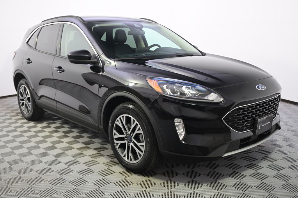 Used 2020 Black Ford SEL image 7