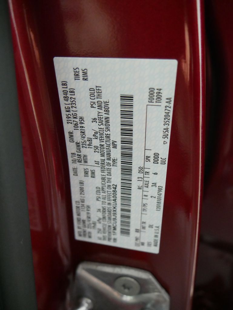 Thumbnail: 2019 Ford Escape - 18