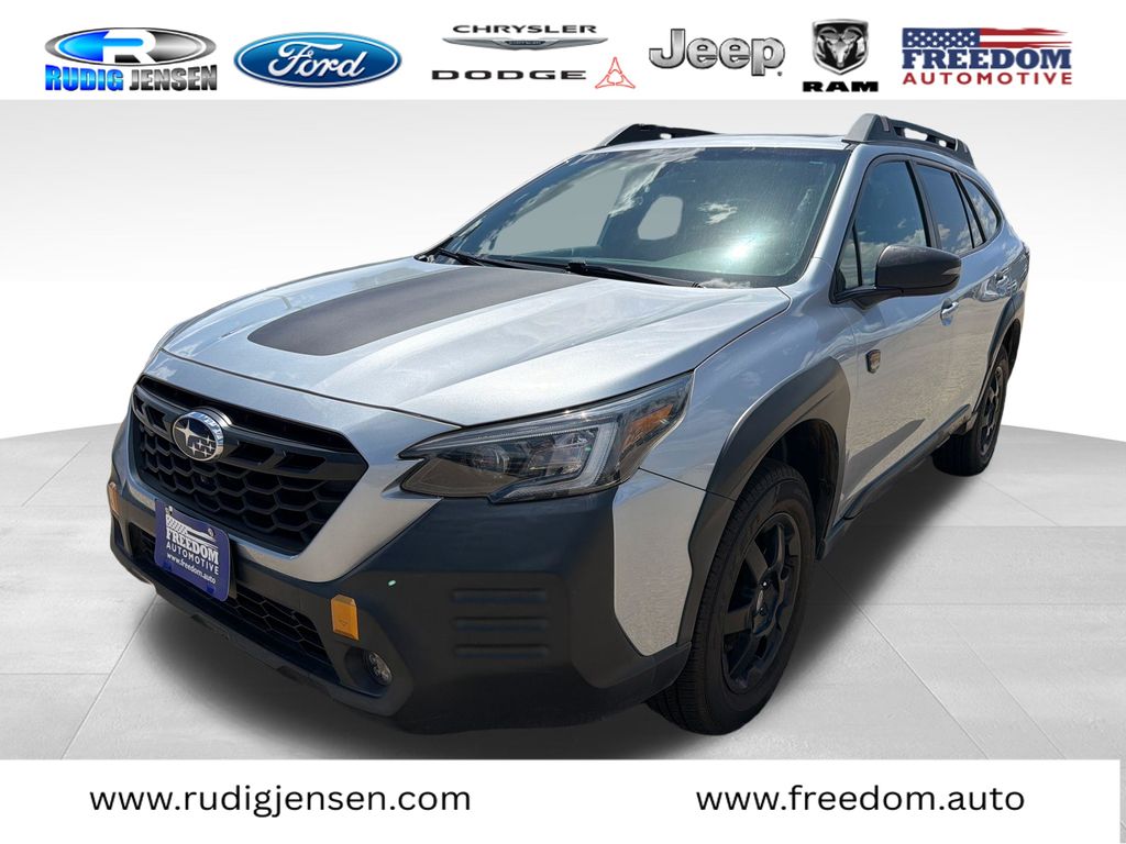 2022 Subaru Outback Wilderness Crossover AWD