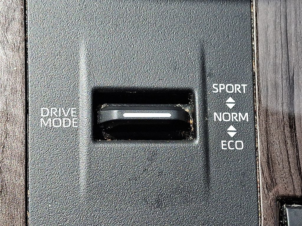 2020 Toyota Highlander Platinum 25