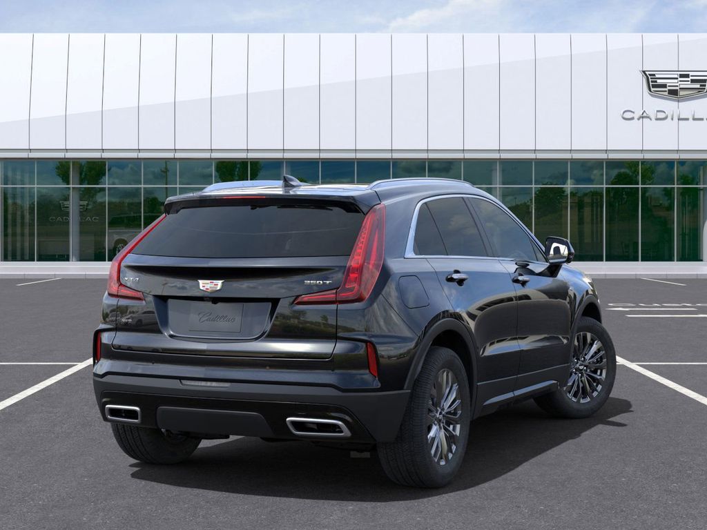 2025 Cadillac XT4 Premium Luxury 4