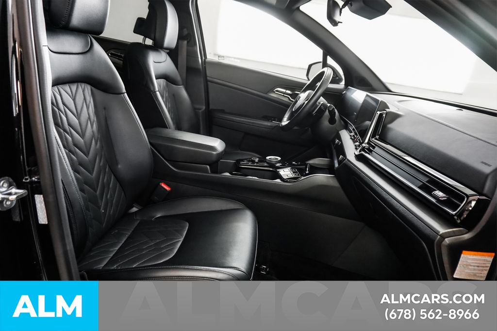 Used 2025 Black Kia X-Line image 19