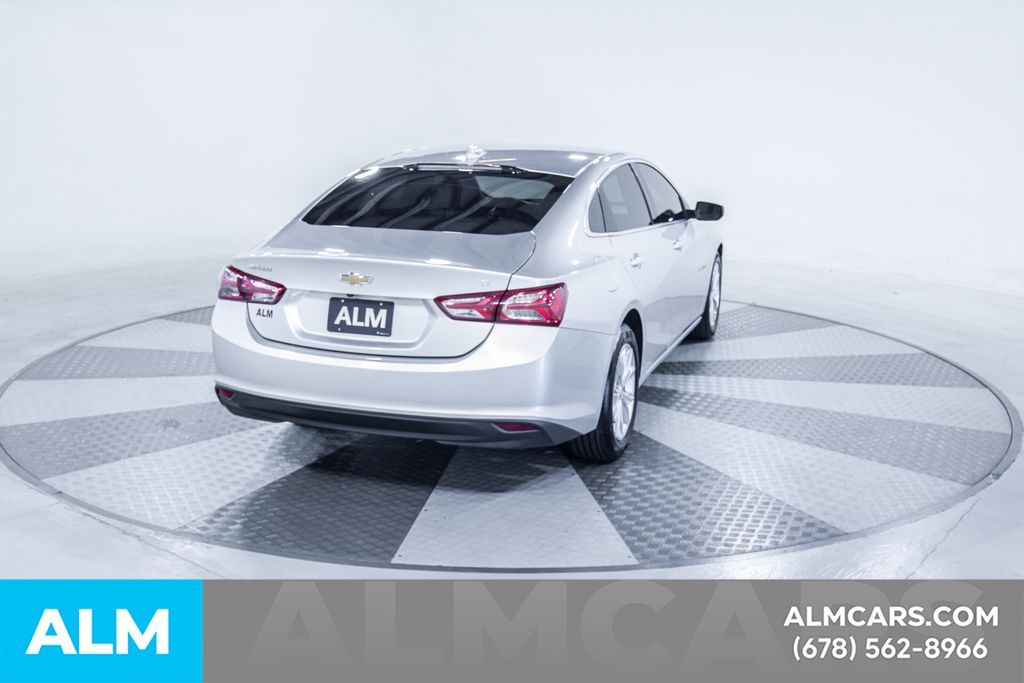 Used 2021 Silver Chevrolet LT image 9