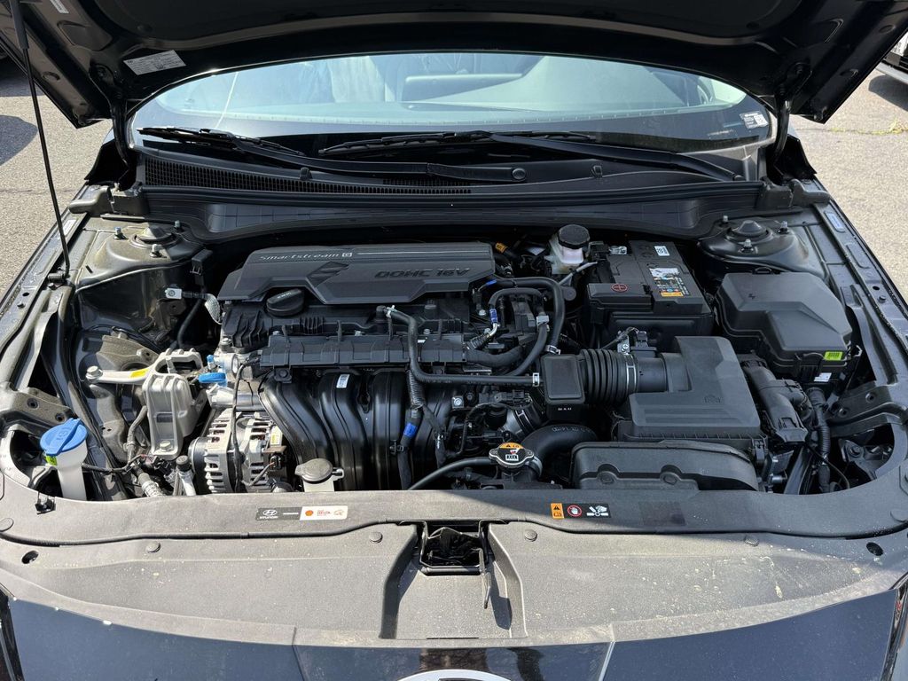 New 2026 Black Hyundai Limited image 11