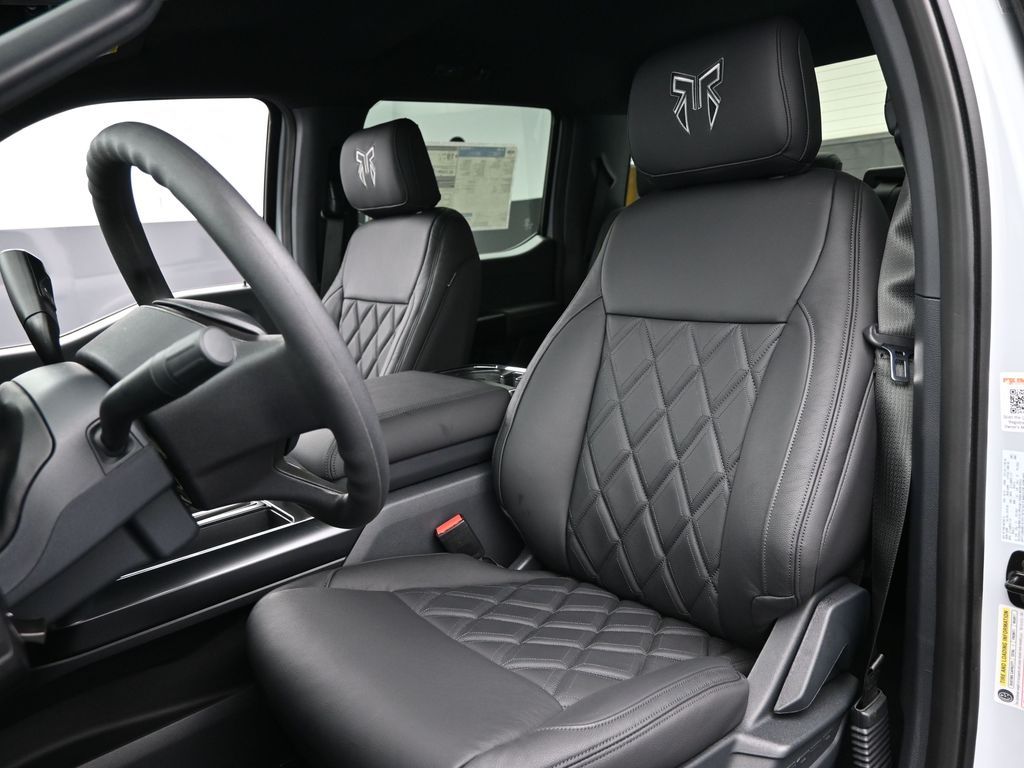 2025 Ford F-150 STX photo 26