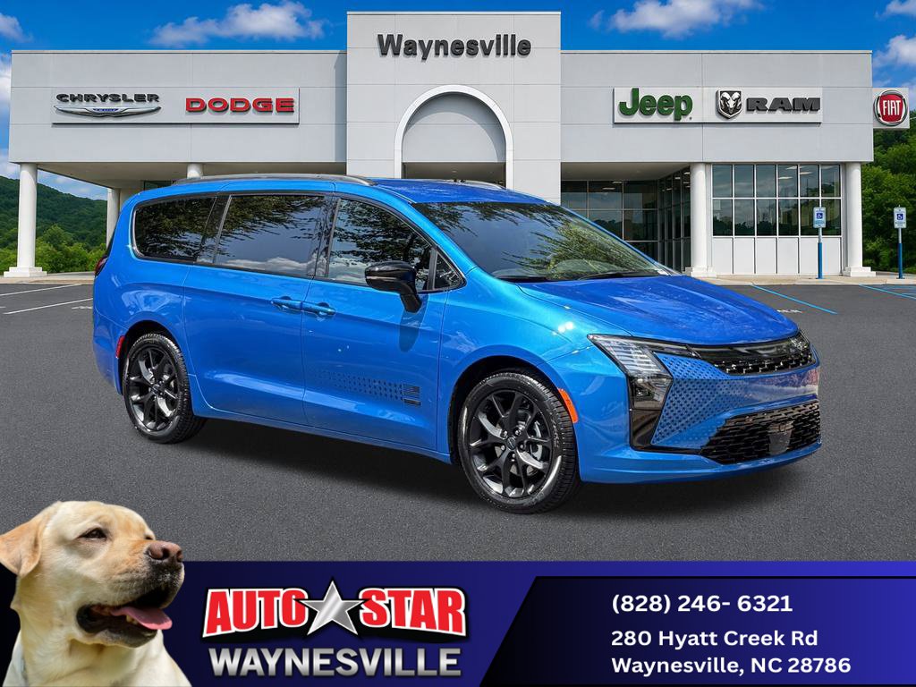 2027 Chrysler Pacifica Select