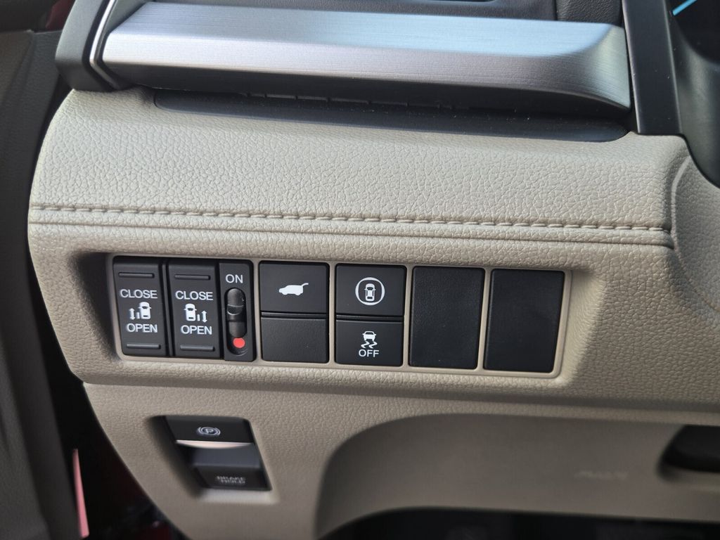 2024 Honda Odyssey - $36,070