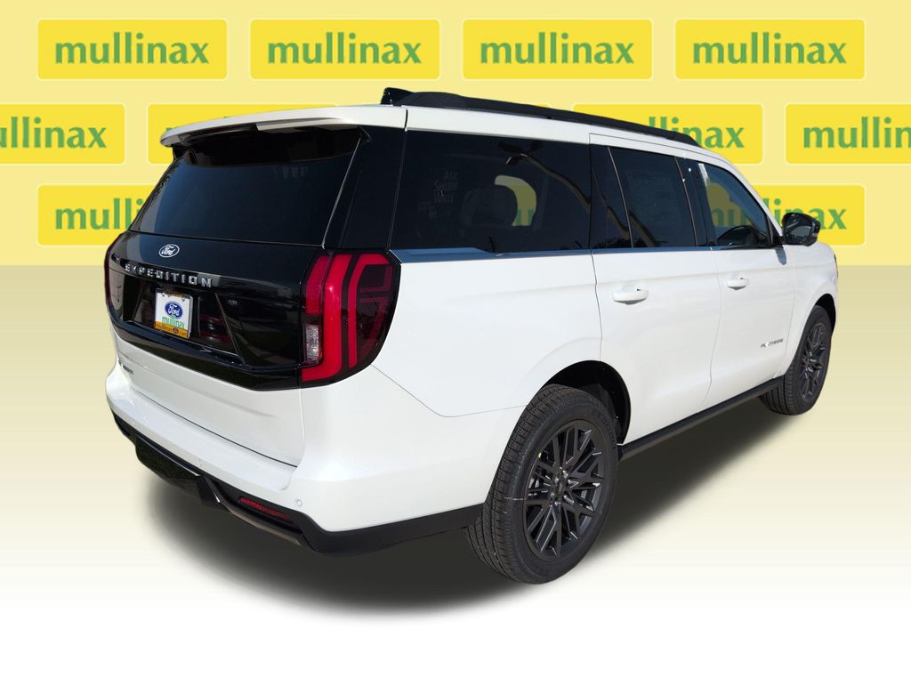 New 2027 White Ford Platinum image 3