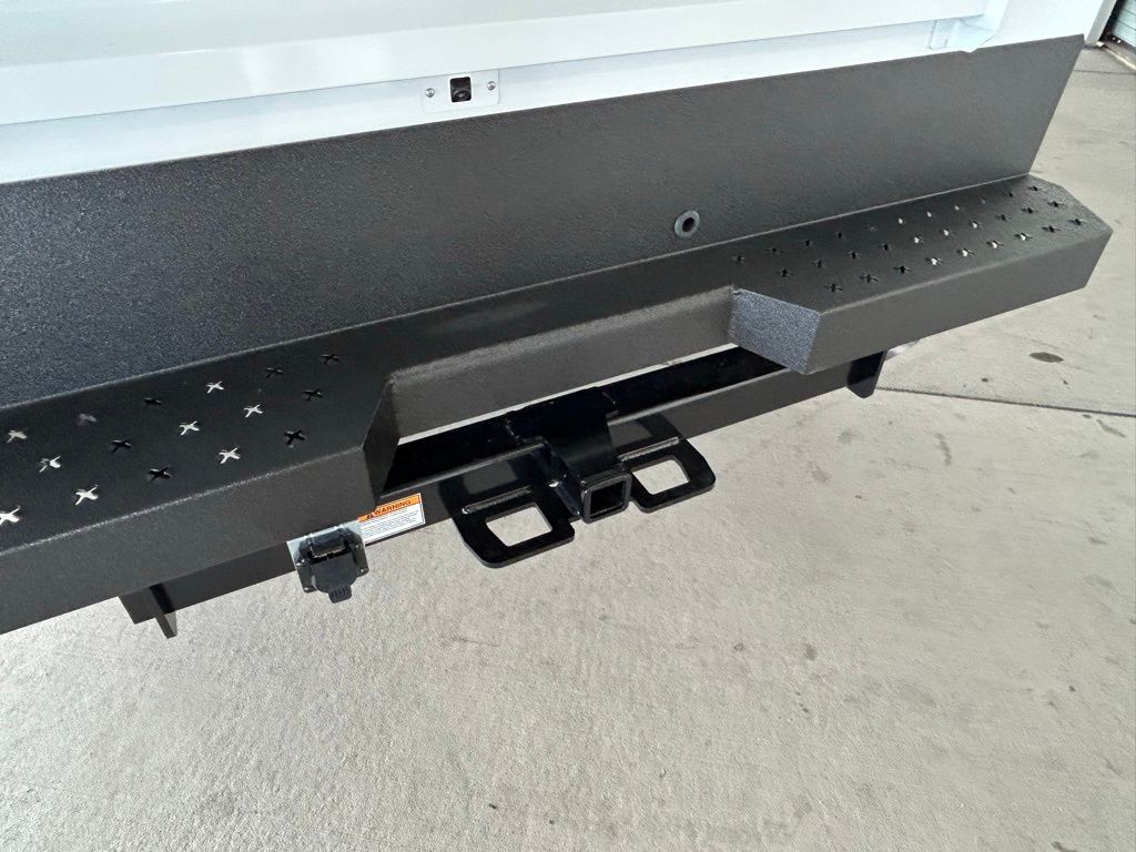 New 2026 Summit White Chevrolet Work Truck image 11