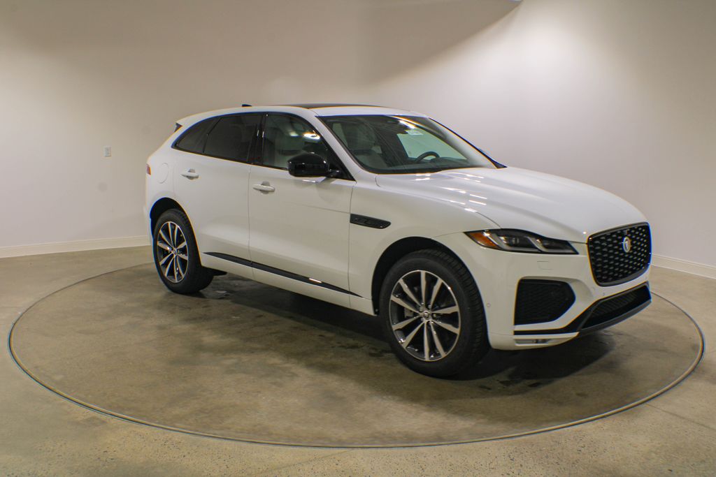 New 2026 White Jaguar P250 R-Dynamic S image 8