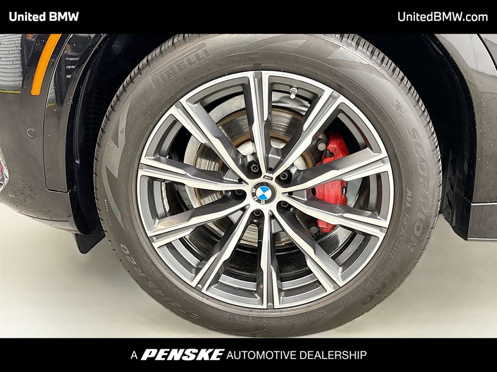 Thumbnail: 2023 BMW X6 - 2