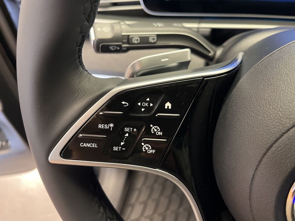 Thumbnail: 2026 Mercedes-Benz GLE - 14