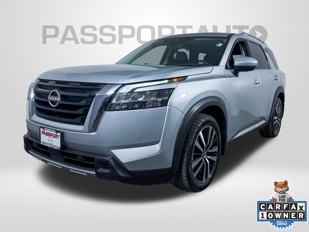 Brilliant Silver Metallic 2024 Nissan Pathfinder SUV / Crossover All-Wheel Drive 9-Speed Automatic