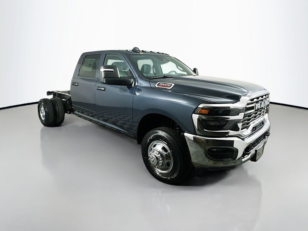 2026 RAM 3500 Chassis Tradesman Crew Cab LB DRW 4WD