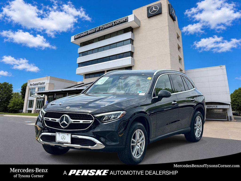 Thumbnail: 2023 Mercedes-Benz GLC - 1