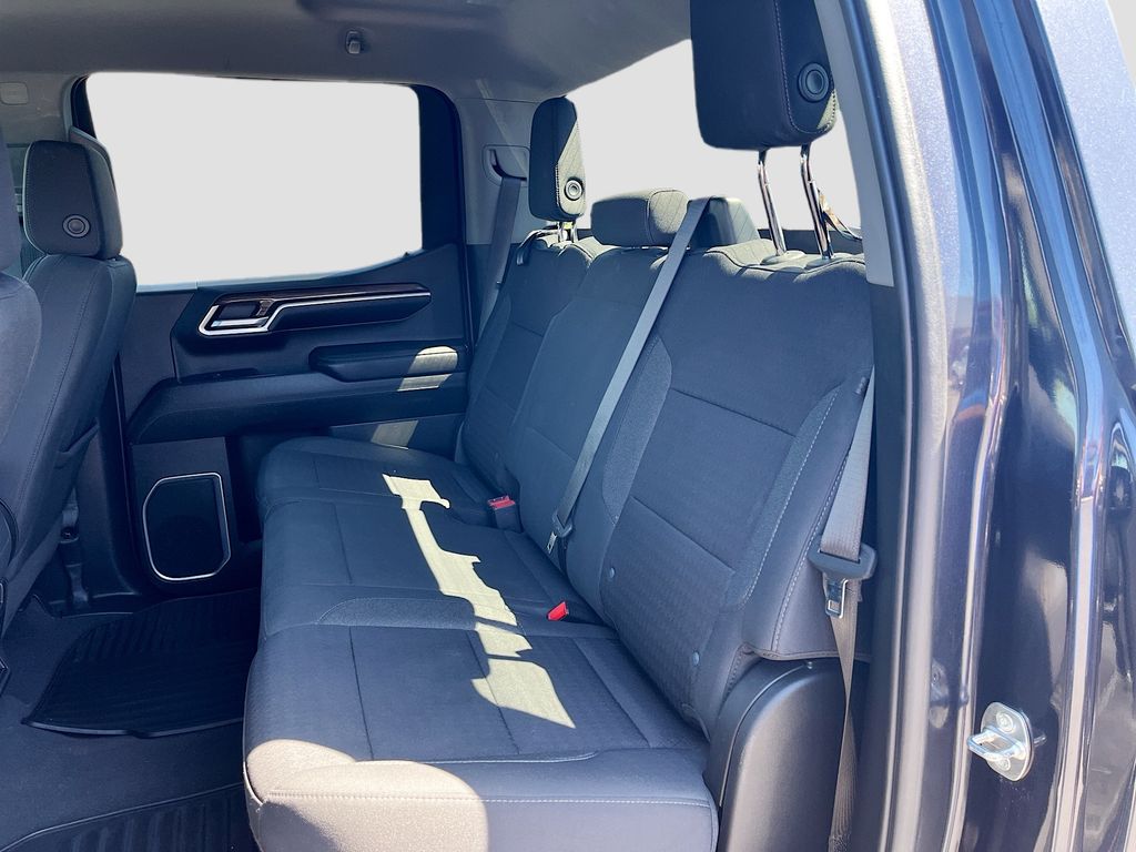 Used 2022 Gray Chevrolet LT image 23