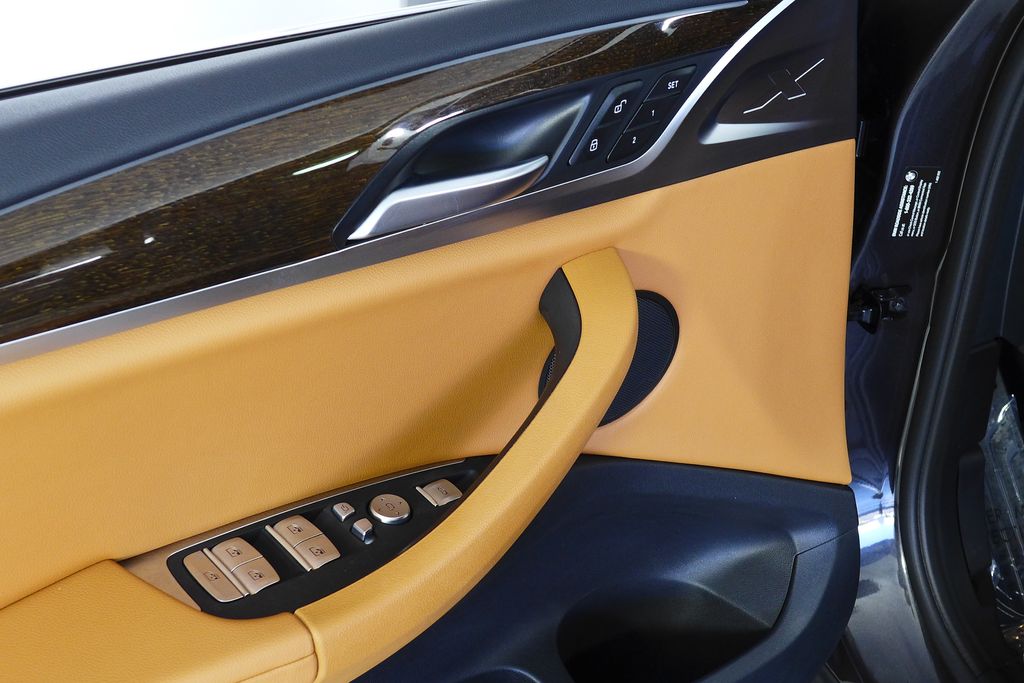 Thumbnail: 2023 BMW X3 - 12