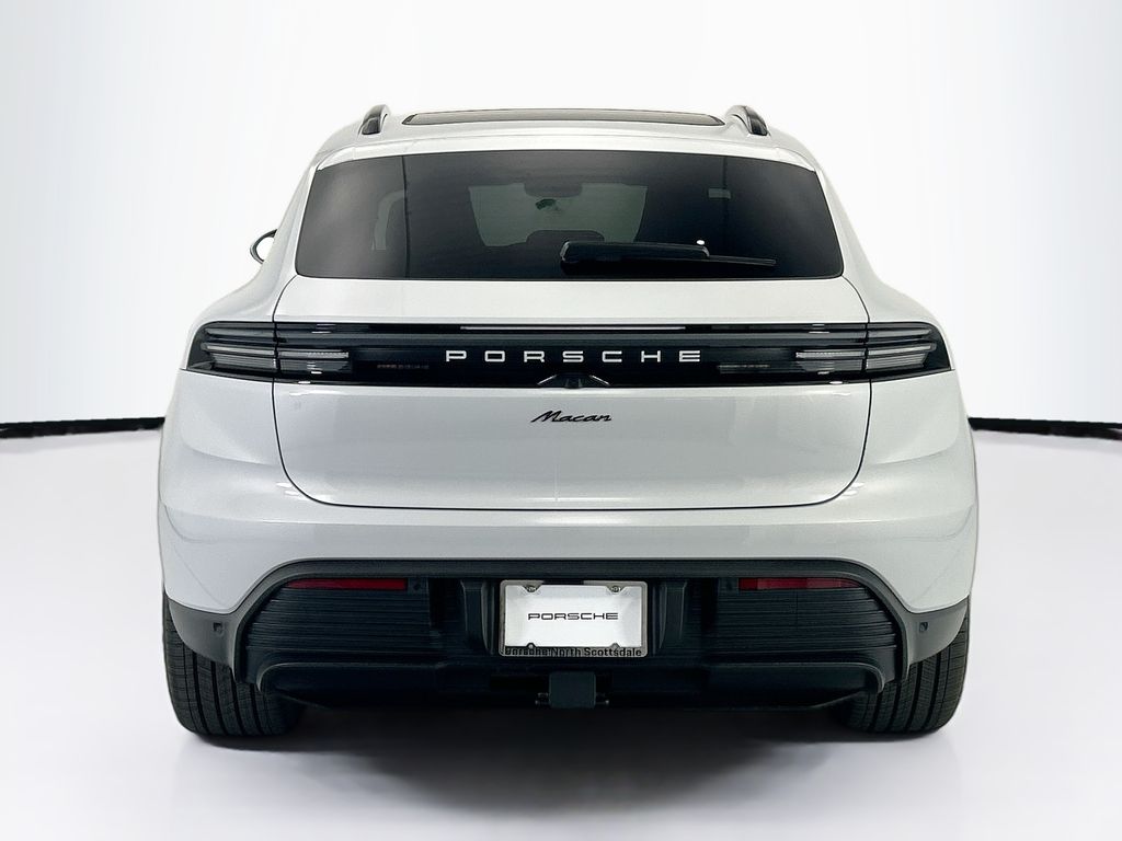 Thumbnail: 2026 Porsche Macan - 6