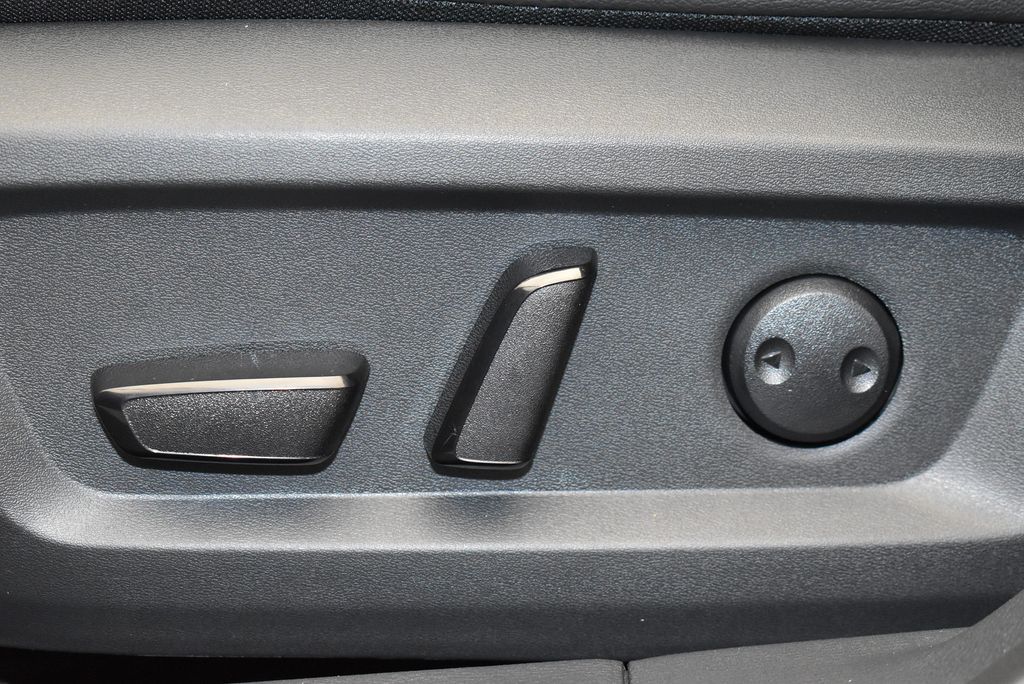 Thumbnail: 2026 Nissan Rogue - 14