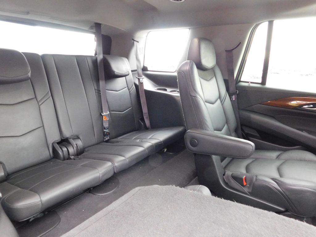 Thumbnail: 2016 Cadillac Escalade - 5