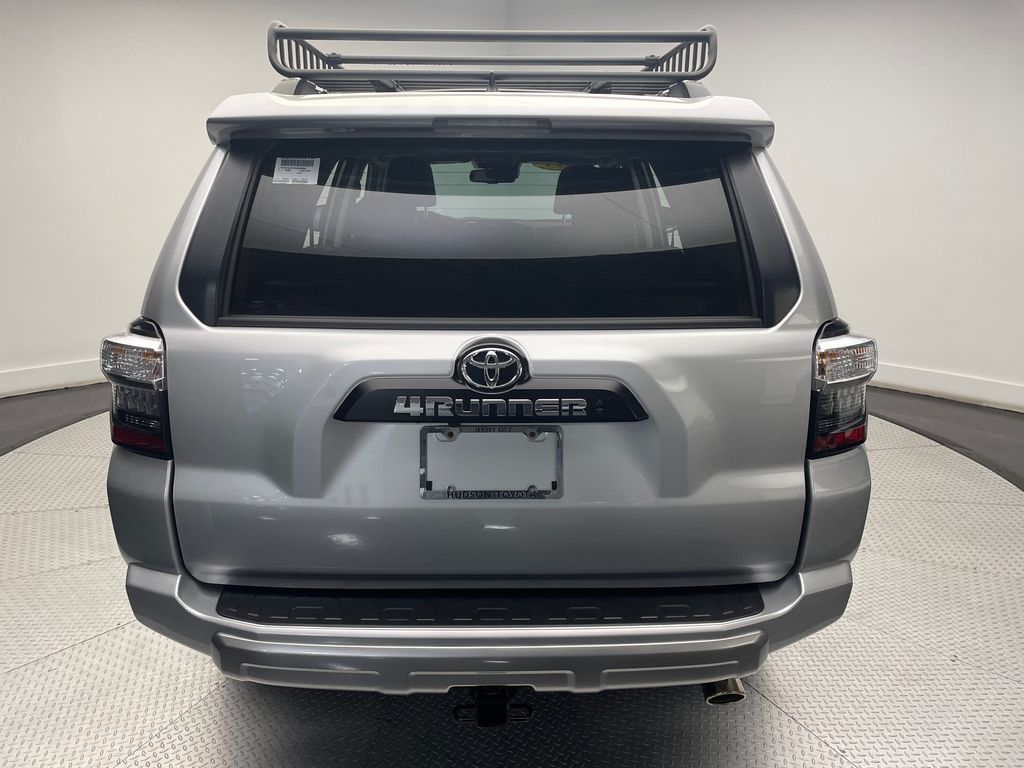 2024 Toyota 4Runner TRD Off Road 6