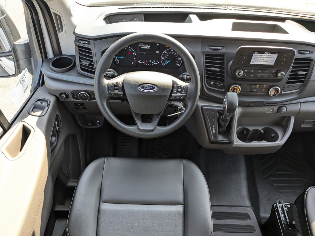2025 Ford Transit 250