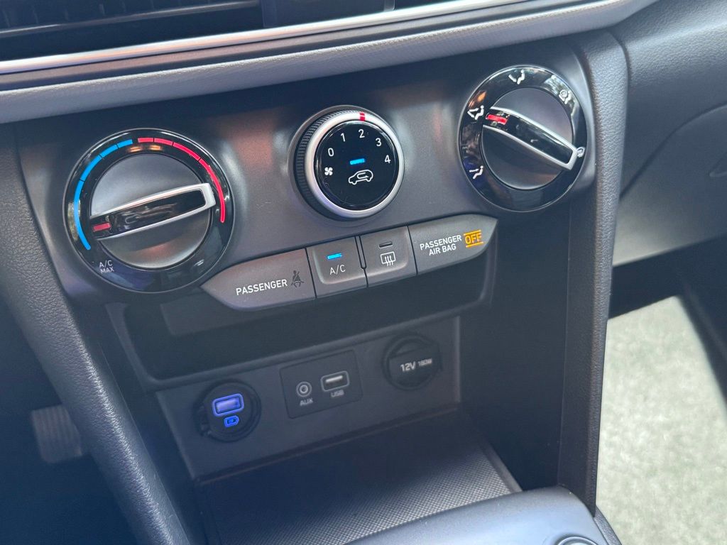 2021 Hyundai Kona SE