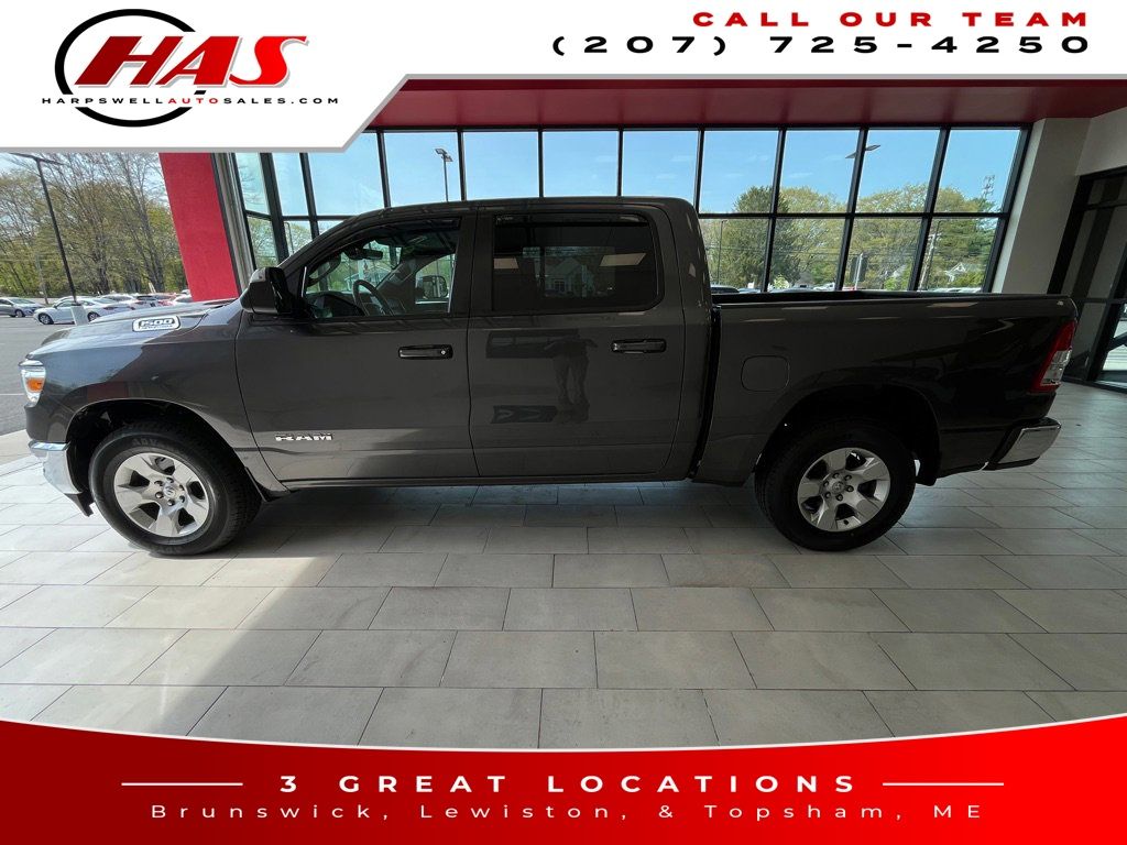 View vehicle photo 3