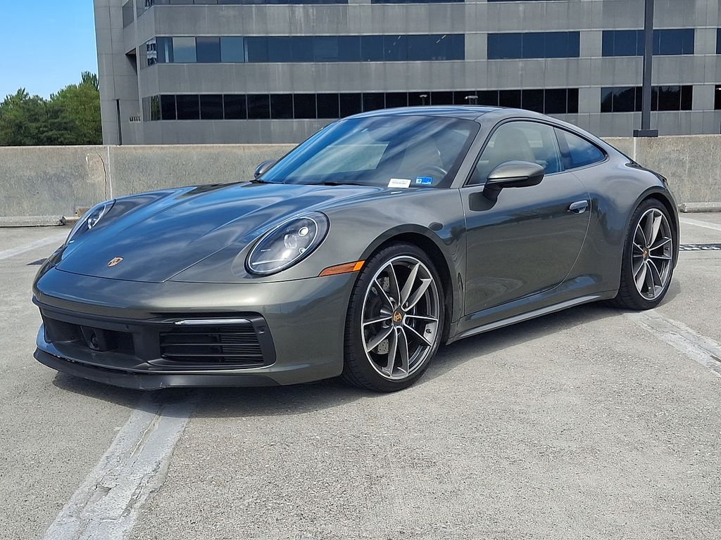 2020 Porsche 911 Carrera 4S -
                  Vienna, VA