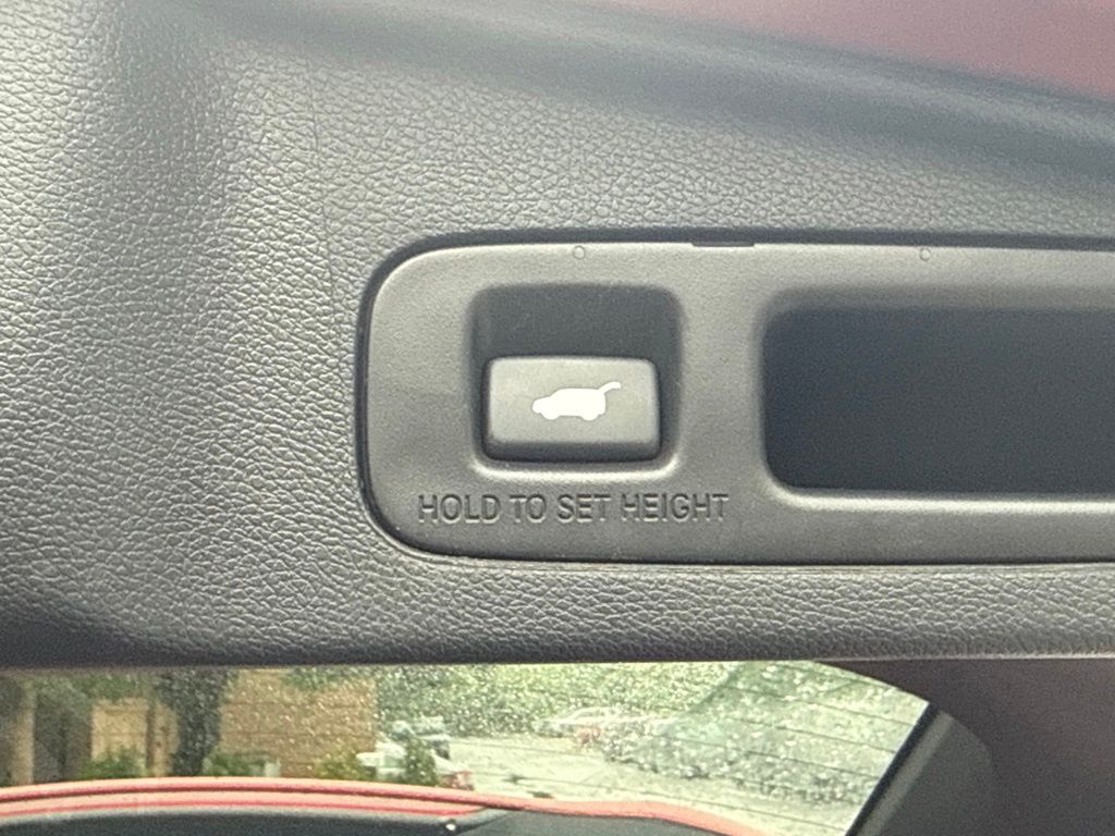 Certified Used 2020 Red Honda EX-L image 25