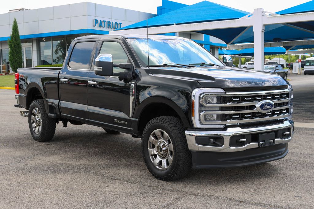 Black Metallic 2024 Ford F-250 Super Duty Pickup Truck Four-Wheel Drive Automatic
