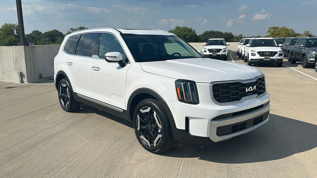 2025 Kia Telluride S White at Joe Myers Mazda Kia