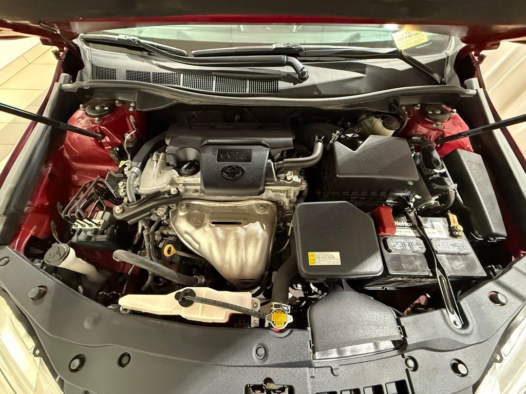 Thumbnail: 2015 Toyota Camry - 10