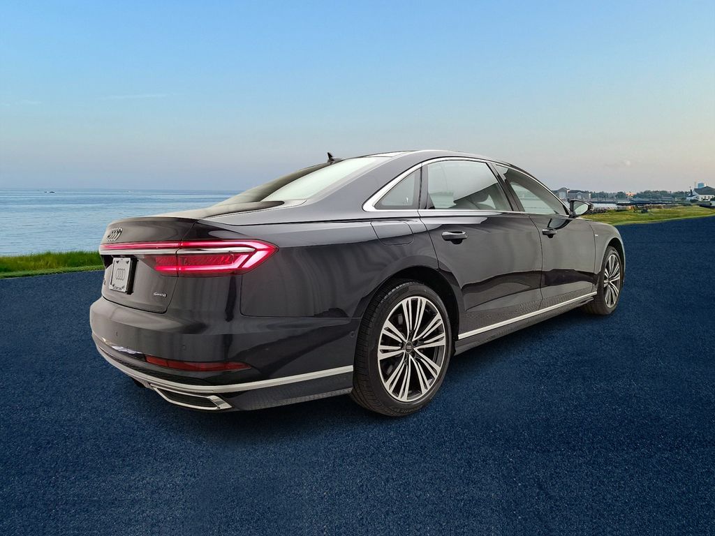 Thumbnail: 2021 Audi A8 - 4