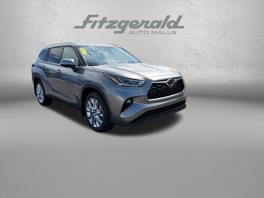 Heavy Metal 2026 Toyota Highlander SUV / Crossover All-Wheel Drive 8-Speed Automatic