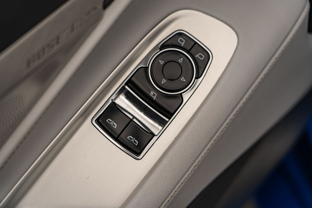 2021 Chevrolet Corvette Stingray photo
