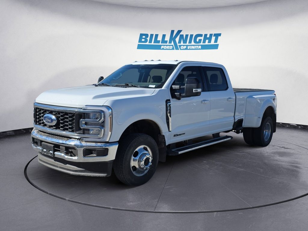 2024 Ford F-350 Super Duty Lariat Crew Cab LB DRW 4WD
