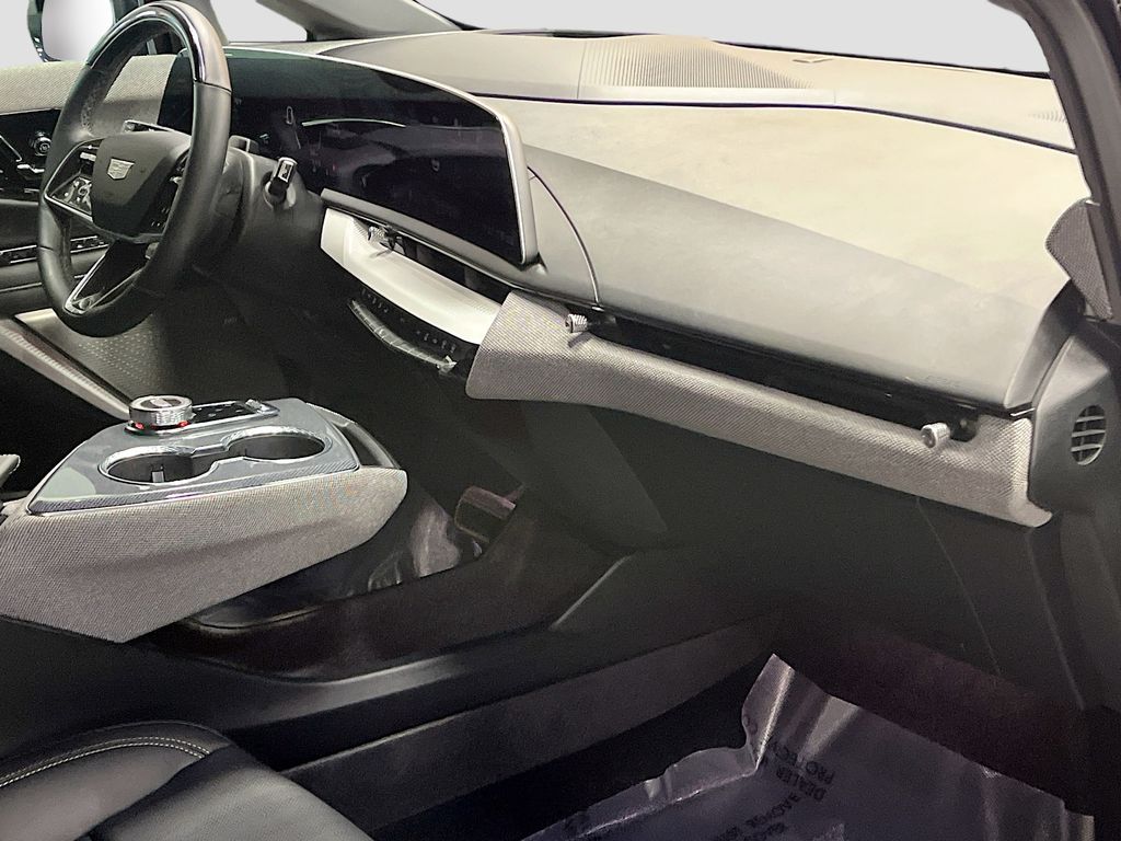 Used 2025 Black Raven Cadillac Sport 2 image 28